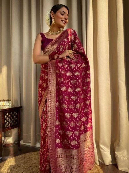 Pure Banarasi Copper Zari Weaving Soft Silk Saree Banarasi Saree Wholesale