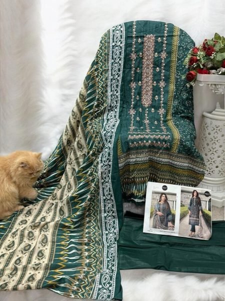 Pure Cotton Printed pakisatani Suit with Embroidery Work   Cotton Dupatta in Wholsale rate Pakistani Suits Wholesale
