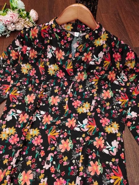  Pure Maslin Cotton Floral Printed Kurta Set  Kurti With Bottom Wholesale