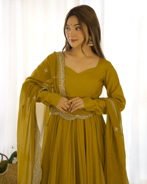 Pure Roman silk Chanderi Fabric Fully Flared Anarkali, with Dupatta Set and Pants, Ready to Wear 3 Piece Kurti Set