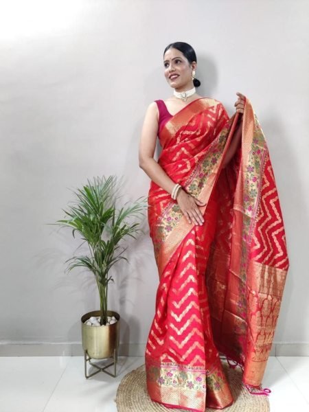  Beautiful Pure Silk Sarees with Tassels and Meenakari Border Silk Sarees Wholesale