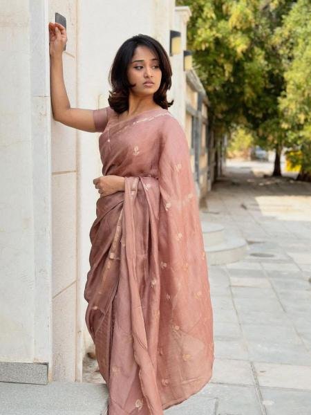 Pure Soft Viscose Khadi Silk Saree with Satin Border and Jacquard Design 