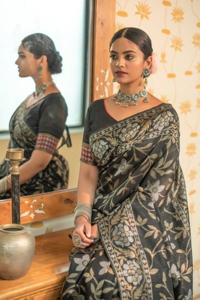 Pure Tussar silk jamdani weaving saree Silk Sarees Wholesale