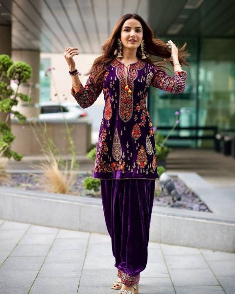 Purple Color 9000 Velvet Embroidery Work Patiyala 3-Piece Kurti Set Ready To Wear Collection