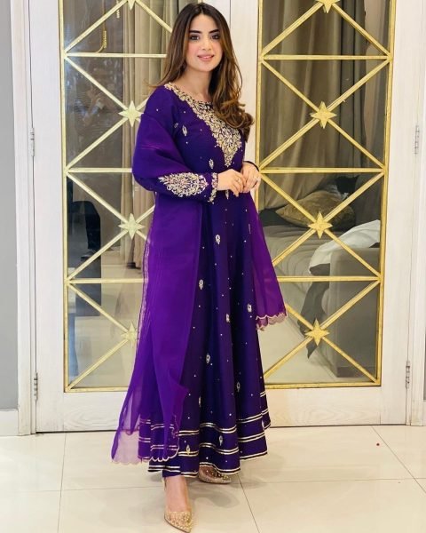Purple Color Heavy Georgette Gown   Dupatta With Embroidery Work   Kurti With Dupatta Wholesale