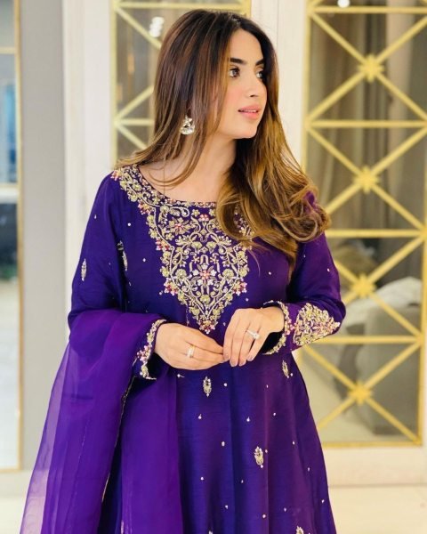 Purple Color Heavy Georgette Gown   Dupatta With Embroidery Work   Kurti With Dupatta Wholesale