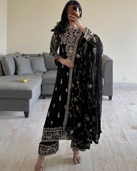 Ready To Wear Black Pure Georgette With Sequence WorK 3 Piece Suit Wholesale Price Ready To Wear Collection