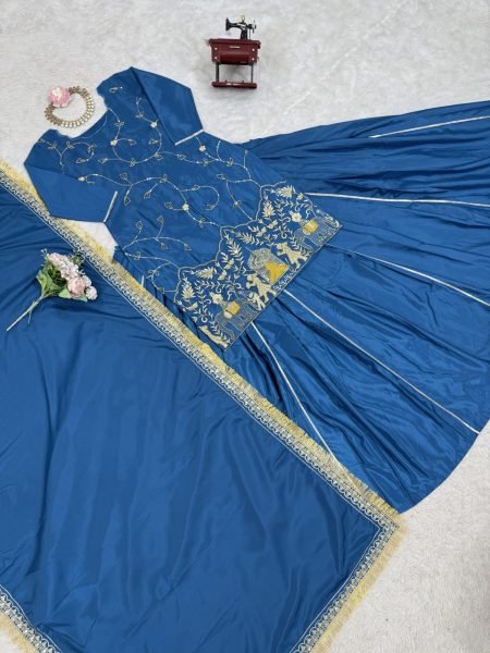 Ready to Wear Luxury Kurti Suit Embroidered Natural Crepe High Demand Collection Wholesale Ready To Wear Collection
