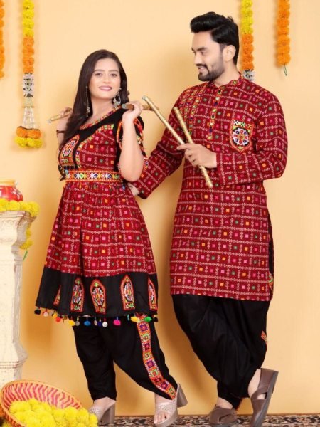 Red Bandhani Navratri Couple Outfit with Mirror Embroidery Kurta and Kediya Dhoti Set