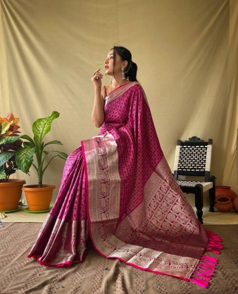  Rich Zari Pallu And Attractive Kanchipuram Border Saree Silk Sarees Wholesale