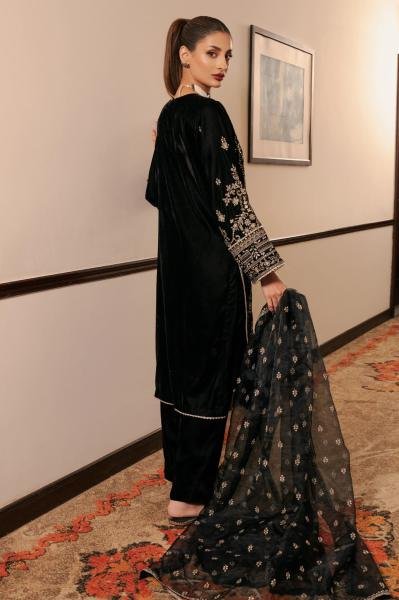 Royal Black Pakistani Natural Crepe Salwar Kameez with Embroidery and Net Dupatta  Ready To Wear Collection