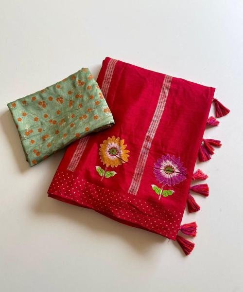 Soft Shinon Floral Print Saree with Fancy Latkan and Contrast Blouse At Best Rates Embroidery Sarees Wholesale