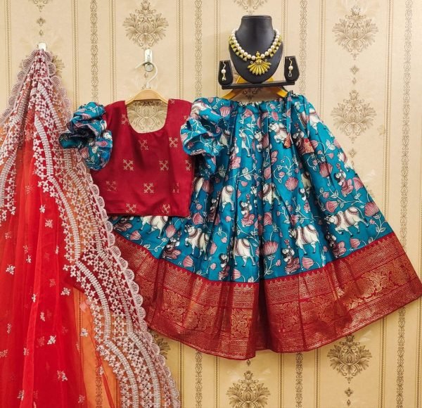 Soft  Zari Silk with Designer Foil Work Lahenga with Zari Weaving Design Girls Wear