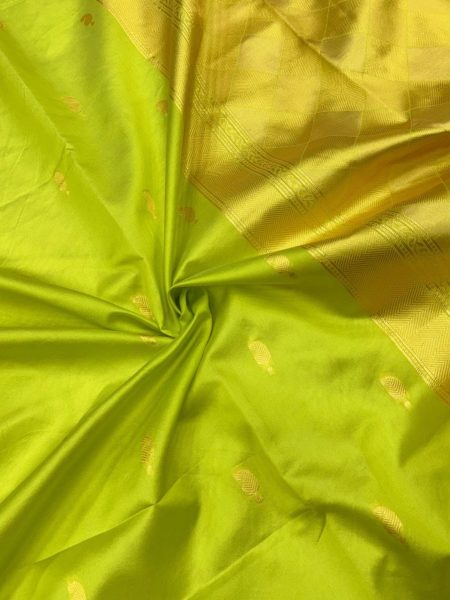 South Indian Litchi Silk Saree With Silver Weaving Butta Saree Collection Silk Sarees Wholesale