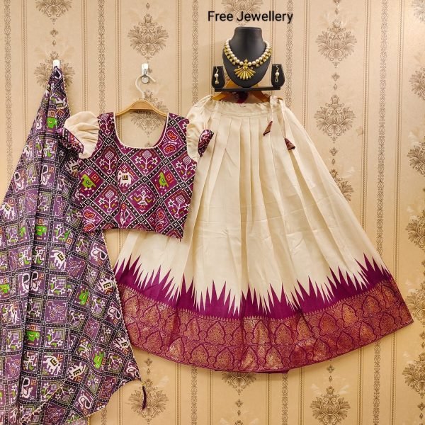Special kids Collection  Zari Foil-Work Stitched Lahenga Choli with Dupatta  Girls Wear