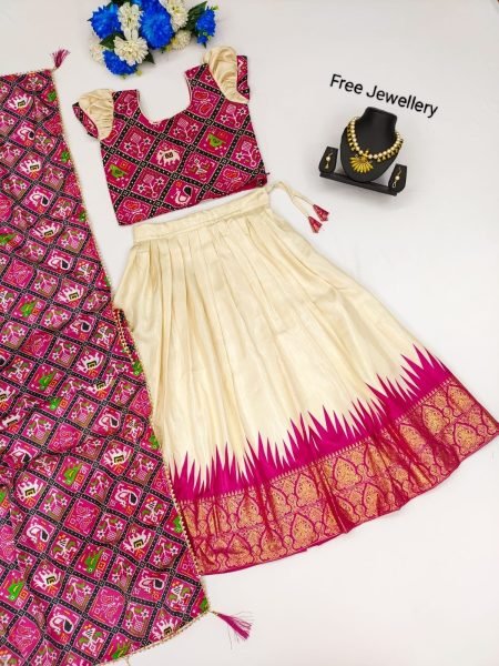 Special kids Collection  Zari Foil-Work Stitched Lahenga Choli with Dupatta  Girls Wear