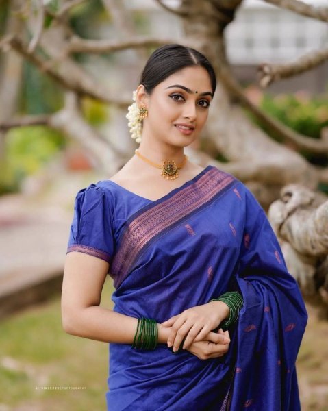  STUNNING ROYAL BLUE COLOUR PURE SEMI SILK SAREE Banarasi Saree Wholesale