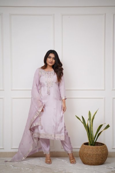 Stylish 3-Piece Onion Color Viscose Chanderi Kurti Set for Festive Occasions at Wholesale Rates 3 Piece Kurti Set