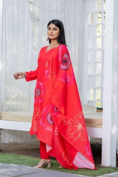 Stylish 3 Piece red color Floral Printed and Heavy Hand Work  3 Piece Kurti Set