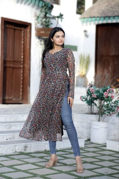 Stylish Butti With Floral Digital Printed Kurti Printed Kurtis