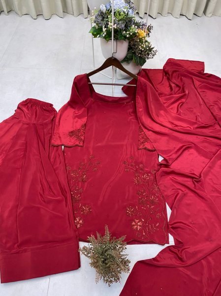 Stylish Embroidered Crepe Suit Set Luxe Look with Matching Dupatta Ready To Wear Collection
