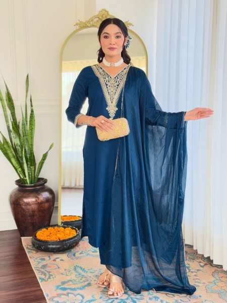 Stylish Rayon Embroidered Straight Kurti Set for Casual & Festive Wear 3 Piece Kurti Set