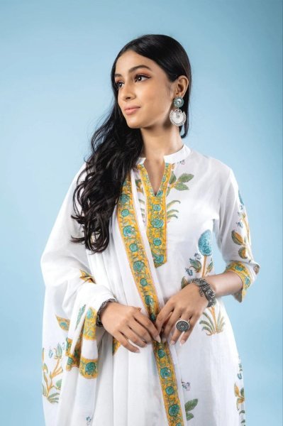Summer Collection Maslin Masline Cotton Printed Jacqueline Kurti Outfit Cotton Kurtis Wholesale