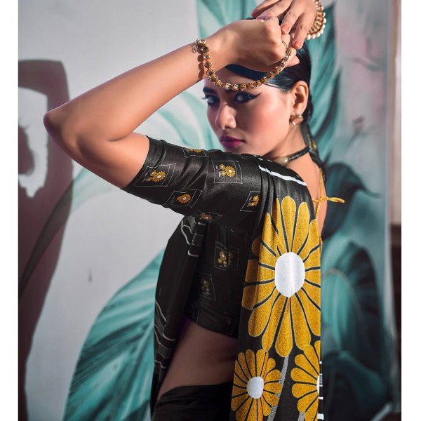 Sunflower Print Japan Satin Crepe Saree Soft    Elegant for Everyday Glam Bollywood Fancy Sarees Wholesale