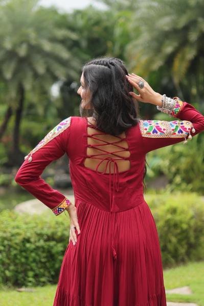 Traditional 14 Kg Rayon 3 Layer Frill Gown with Gamthi Embroidery Work for Women Navratri Lehnega Choli