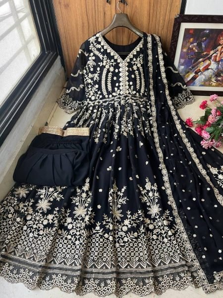 Traditional Black Heavy Georgette with Embroidery Work Pakistani Suit Ready To Wear Collection