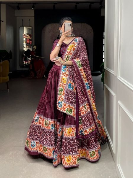Traditional Dola Silk Patola Print Lehenga Choli Navratri Lehnega Choli