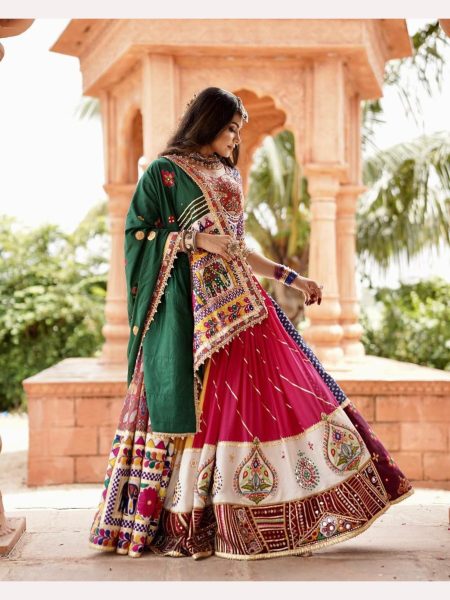 Traditional Look Heavy Muslin Cotton Lehenga Choli Navratri Lehnega Choli