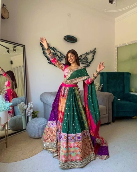 Traditional Wear Muslin Silk Chaniya Choli For Navratri  Navratri Lehnega Choli