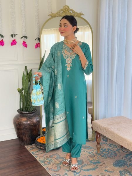  Viscose Chanderi Kurta Set With Naylon Jacquard Dupatta Set For Woman 3 Piece Kurti Set