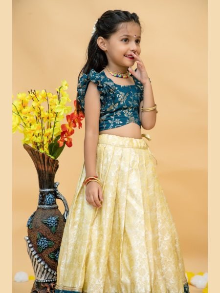 Viscose Weaving Festival Special Kids Lehenga Choli Girls Wear