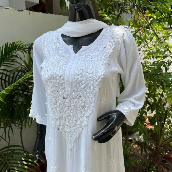 White Color Chikankari Embroidery Work Kurti Set Lucknowi Chikankari Kurtis Wholesale