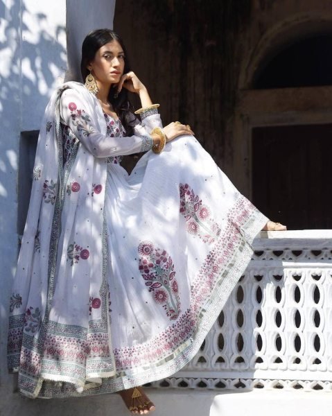 White Heavy Georgette Anarkali Gown Pant With Dupatta With Real Mirror Work  Ready To Wear Collection
