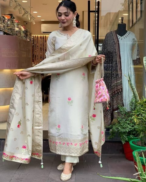 White Shimmer Kurta Pant Set with Dupatta Traditional 3 Piece Outfit 3 Piece Kurti Set