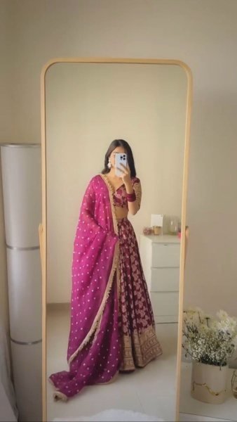 Wholesale Lehenga Choli Collection Designer Embroidered Lehenga for Resellers Surat Manufacturers Trendy Latest Designs Designer Lehenga Choli