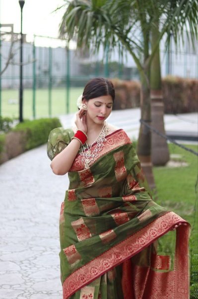 Women Banarasi Soft Silk Saree  Banarasi Saree Wholesale