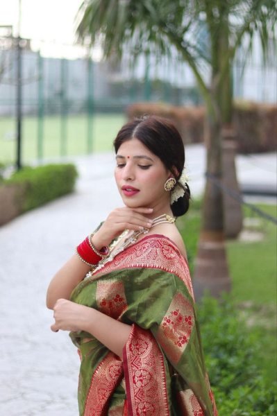 Women Banarasi Soft Silk Saree  Banarasi Saree Wholesale