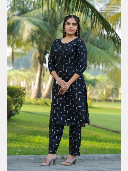 Women Cotton Blend Digital Print Kurta With Pant  Set Kurti With Bottom Wholesale