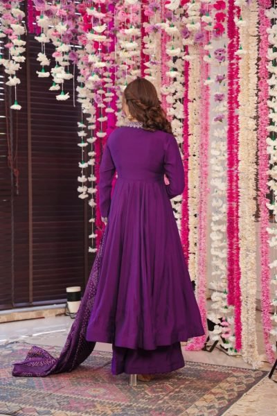 Women Embroidered Anarkali Wholesale Kurti Set In Surat 3 Piece Kurti Set
