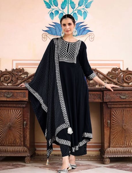 Womens Heavy Rayon Embroidered Kurta With Pant And Dupatta 3 Piece Kurti Set