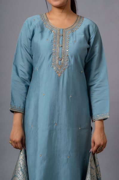 Women All Type Clothing Wear Embroidered Viscose Rayon Blend kurta set In Summer Collection 3 Piece Kurti Set