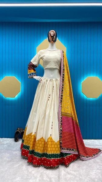 Women Embroidery Work Party Wear Lehenga Choli Navratri Lehnega Choli