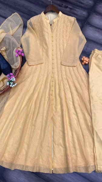 Women Georgette Embroidery Work Kurti Pant With Dupatta  3 Piece Kurti Set