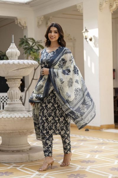 Women Grey  Slub Cotton Regular Sleeveless Kurta With Trousers   Dupatta  Printed Kurtis