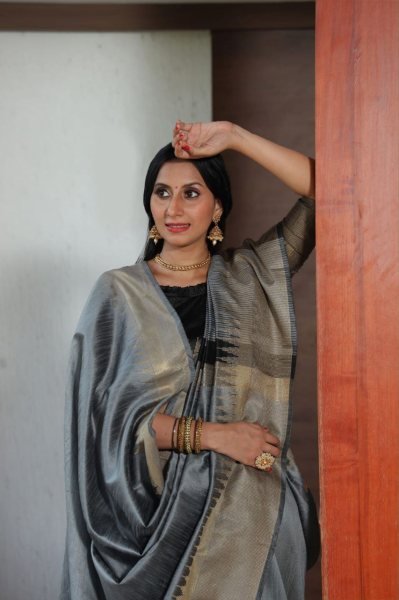 Women Raw Silk Weaving Saree  Silk Sarees Wholesale