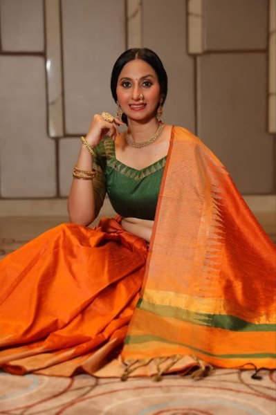Women Raw Silk Weaving Saree  Silk Sarees Wholesale
